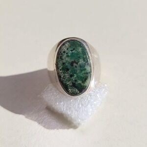 Vintage Sterling Silver Ring Green Stone Signet Boho Style Size 9.75 Southwest